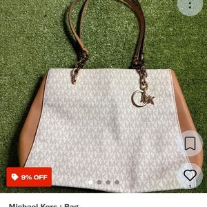 Michael Kors Cream and Tan Shoulder Bag
